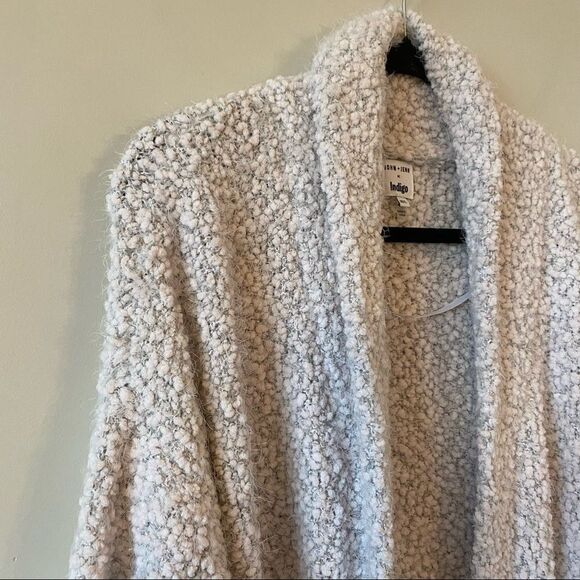 John+Jenn "Better Than A Slanket Cardigan" - Picture 4 of 12